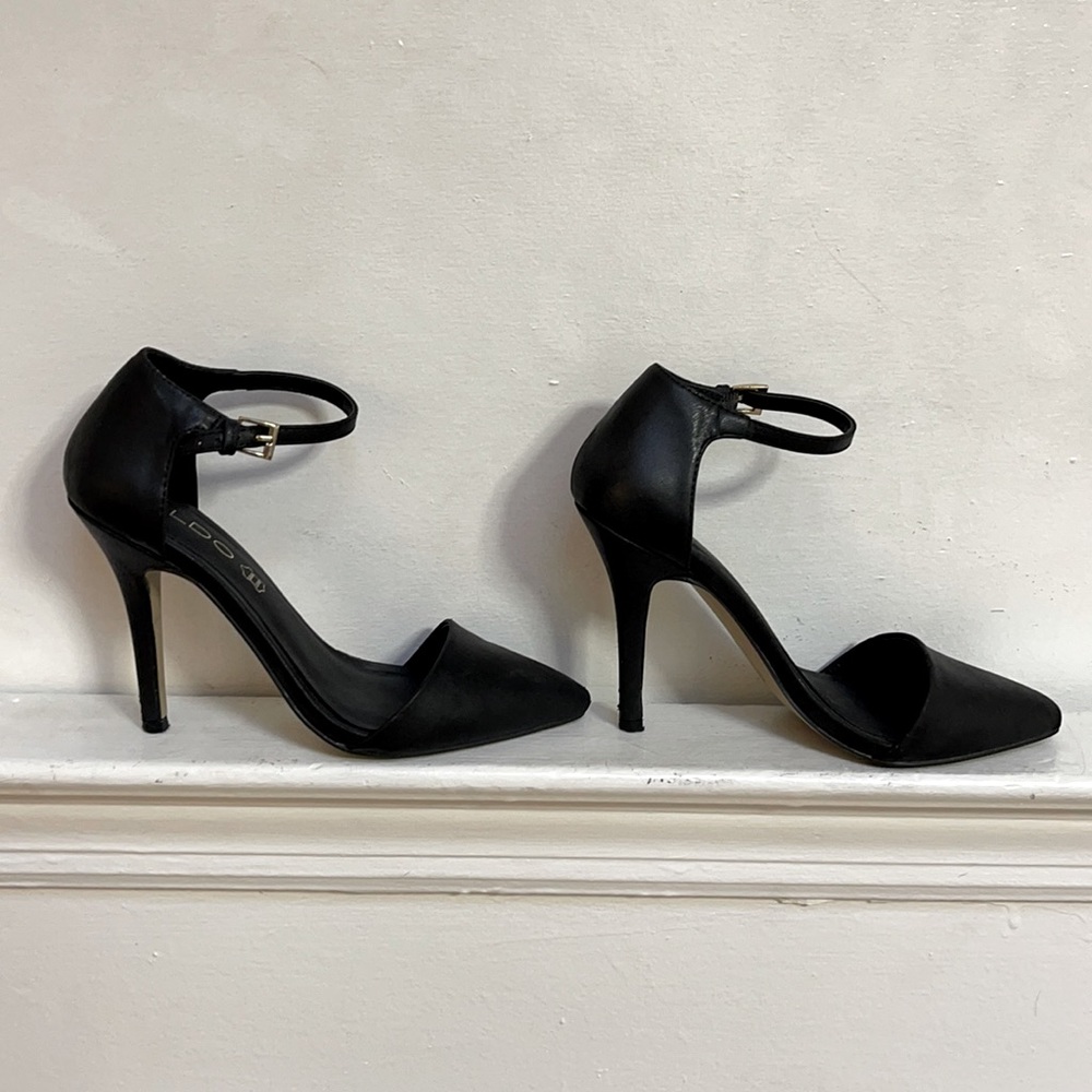 ALDO SHOES BLACK LEATHER STILETTO w/ Ankle Strap